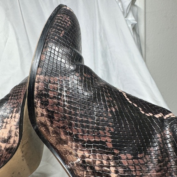 Steve Madden Jillian Mocha Multi Heeled Reptile Snake Print Brown Bootie Size 7 - Picture 8 of 13